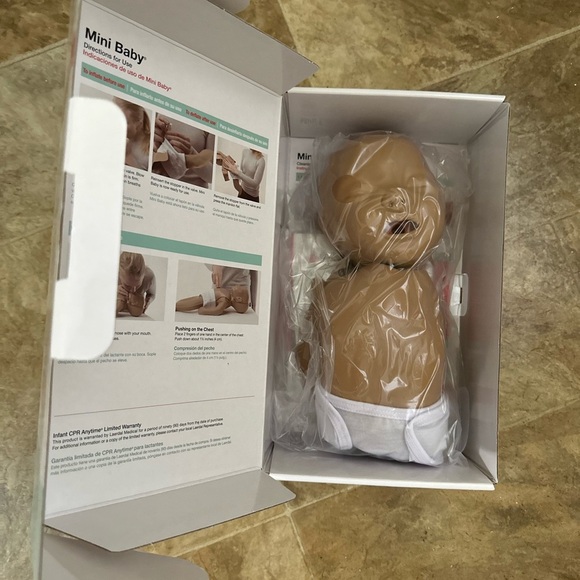 New Infant CPR Doll Anytime Kit AHA Heart Association DVD Training +Baby Manikin - Picture 12 of 15